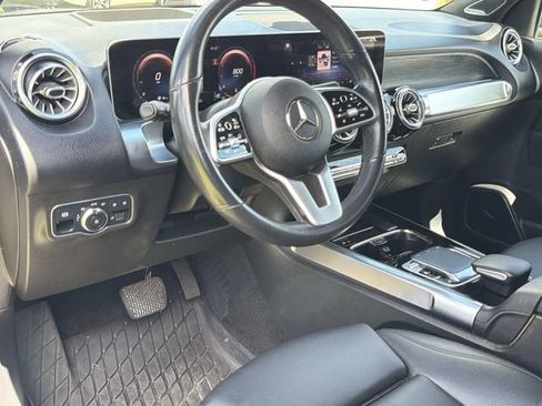 Used 2020 Mercedes-Benz GLB 250 image 18
