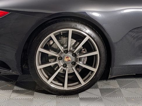 Used 2017 Porsche 911 Carrera RWD image 13