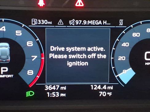 Certified 2025 Audi Q3 2.0T Premium Plus w/ Premium Plus Package image 9