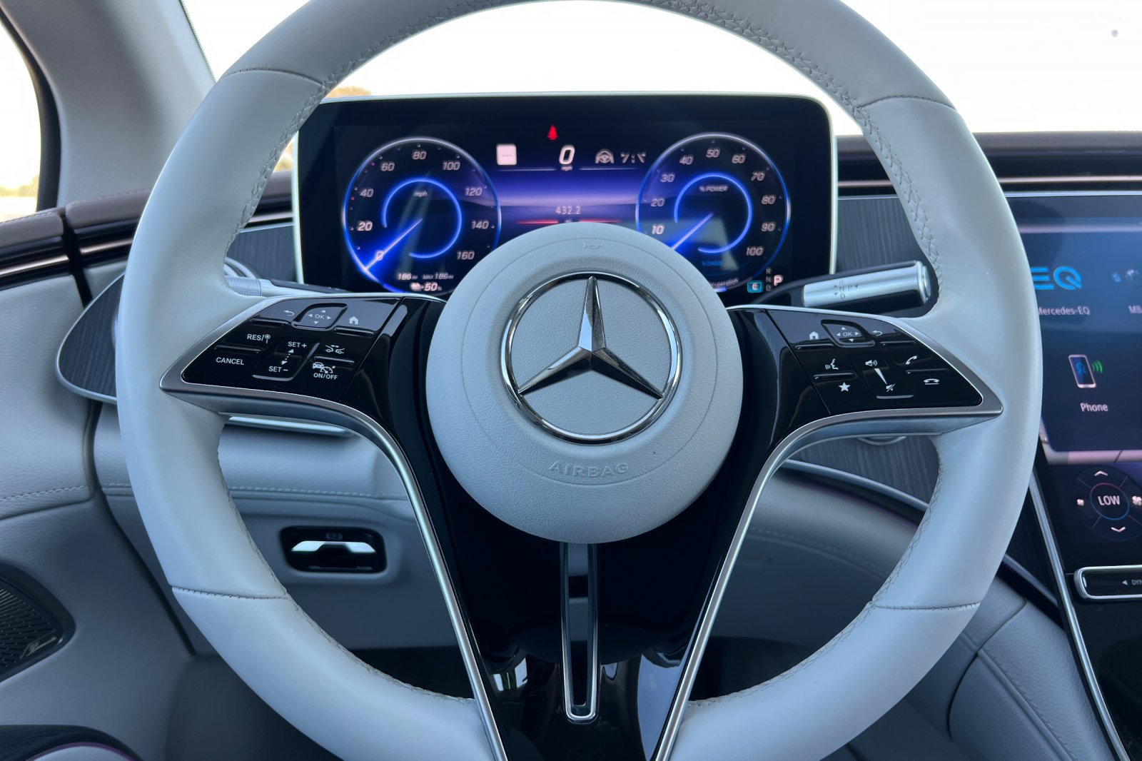 Used 2022 Mercedes-Benz EQS 450+ Sedan image 24