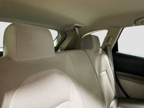 Used 2011 Nissan Rogue SV image 23