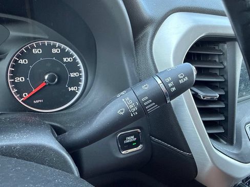 Used 2019 GMC Acadia SLE w/ LPO, Floor Liner Package AWD/4WD image 23