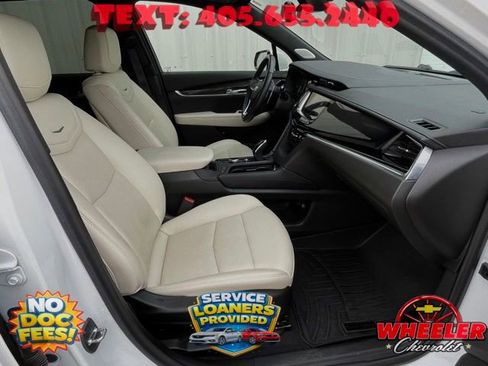 Used 2023 Cadillac XT6 Sport w/ Technology Package AWD/4WD image 13