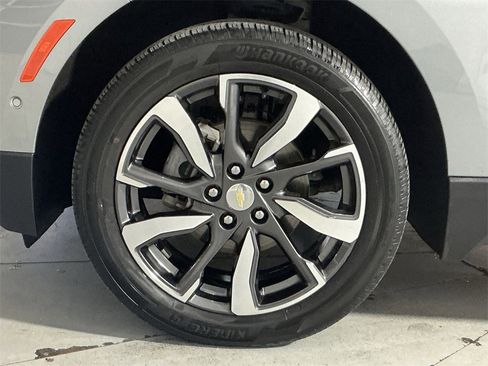 Used 2023 Chevrolet Equinox Premier image 20