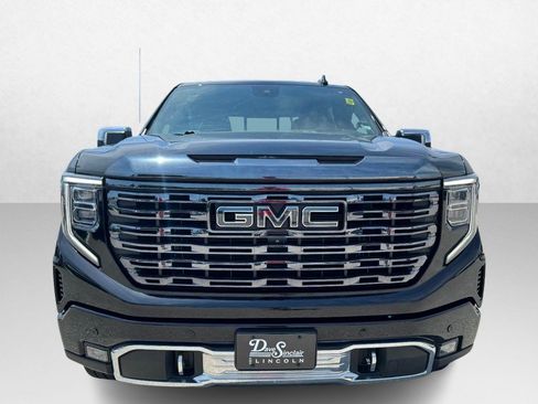 Used 2023 GMC Sierra 1500 Denali Ultimate AWD/4WD image 2