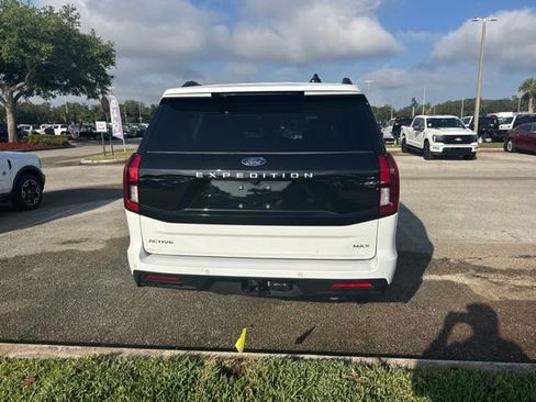 Used 2025 Ford Expedition Max Active RWD image 6