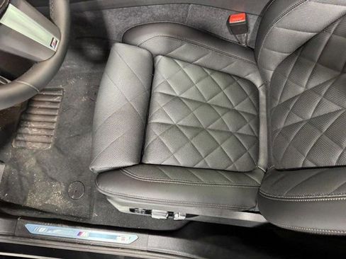 New 2026 BMW X6 xDrive40i w/ Executive Package image 30