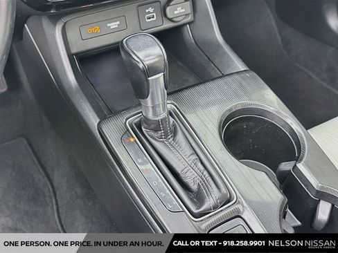 Used 2022 Honda Civic EX image 16