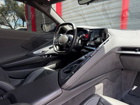 Used 2024 Chevrolet Corvette Stingray Coupe w/ 1LT RWD image 30