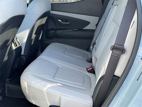 Used 2025 Hyundai Santa Cruz Limited image 21