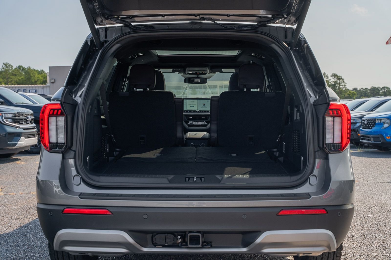 New 2026 Ford Explorer Platinum RWD image 19