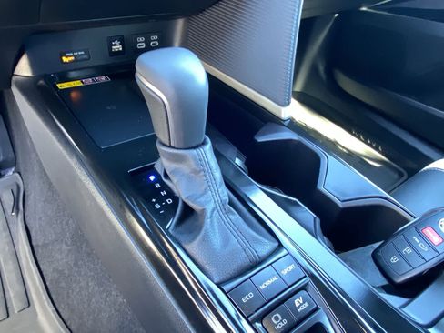 Certified 2025 Toyota Camry SE image 36