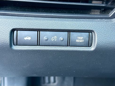 Used 2021 Nissan Altima 2.5 SV FWD image 8