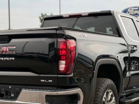 Used 2021 GMC Sierra 1500 SLE AWD/4WD image 31