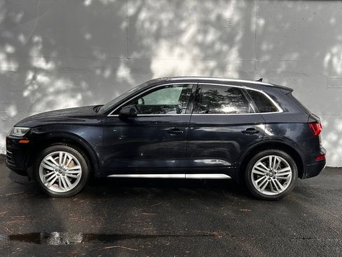 Used 2018 Audi Q5 2.0T Premium Plus w/ Premium Plus Package AWD/4WD image 2