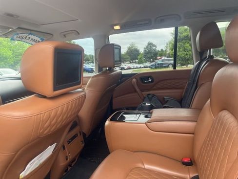 Used 2019 INFINITI QX80 Luxe w/ Proactive Package image 13