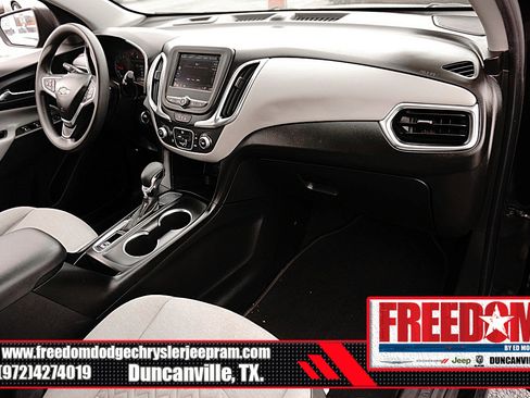 Used 2022 Chevrolet Equinox LS w/ Driver Confidence II Package image 12