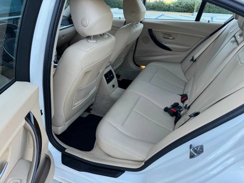 Used 2014 BMW 328i Sedan RWD image 11