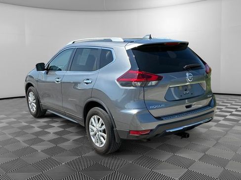 Used 2018 Nissan Rogue SV w/ Premium Package AWD/4WD image 3
