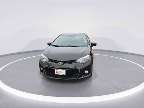 Used 2016 Toyota Corolla S image 3