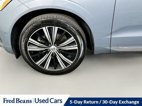 Used 2023 Volvo XC60 B5 Plus w/ Climate Package AWD/4WD image 38