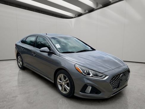 Used 2018 Hyundai Sonata Sport w/ Cargo Package FWD image 6