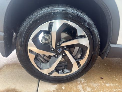 Used 2023 Subaru Forester Touring image 23