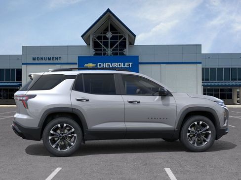 New 2026 Chevrolet Equinox RS w/ Safety and Technology Package FWD image 5