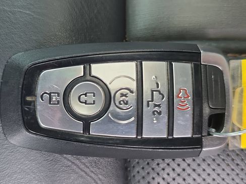 Used 2020 Ford F450 Platinum AWD/4WD image 36
