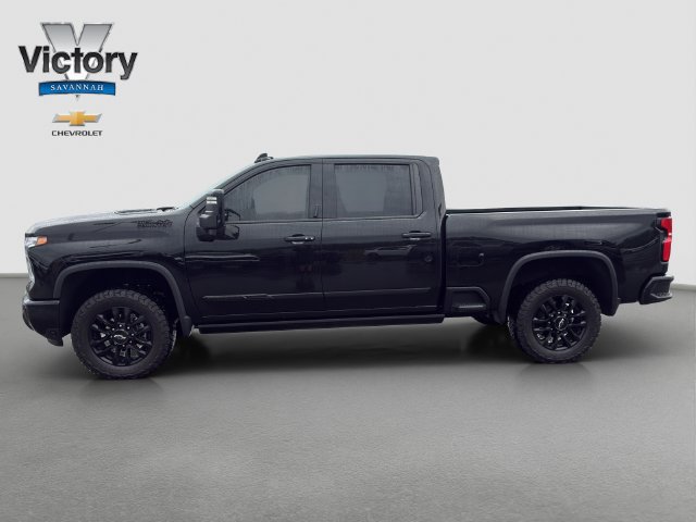 Used 2026 Chevrolet Silverado 2500 High Country w/ High Country Premium Package AWD/4WD image 4