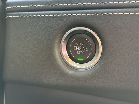 New 2026 Cadillac Escalade ESV Platinum Sport w/ LPO, ONYX Package image 26