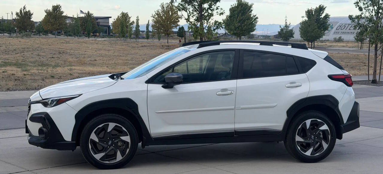 Used 2024 Subaru Crosstrek 2.5i Limited AWD/4WD image 4
