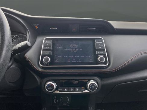 Used 2020 Nissan Kicks SR w/ Exterior Package image 7