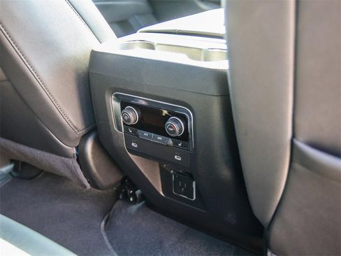 Used 2024 Chevrolet Tahoe LT w/ Luxury Package image 24