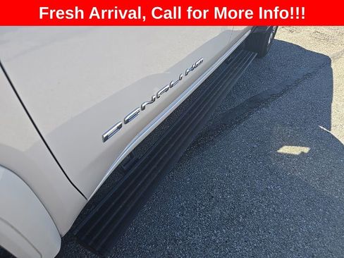 Used 2024 GMC Sierra 2500 Denali w/ Denali Reserve Package image 13