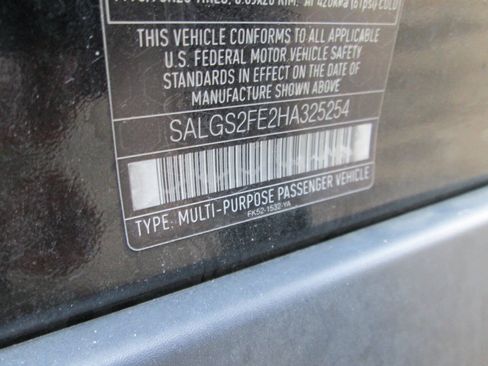 Used 2017 Land Rover Range Rover Supercharged AWD/4WD image 16