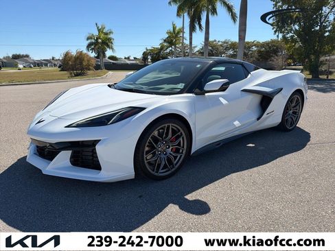 Used 2025 Chevrolet Corvette Z06 w/ Battery Protection Package image 15