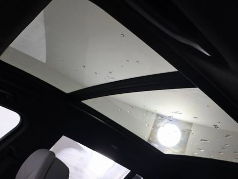 Used 2026 BMW X7 xDrive40i w/ M Sport Package image 9