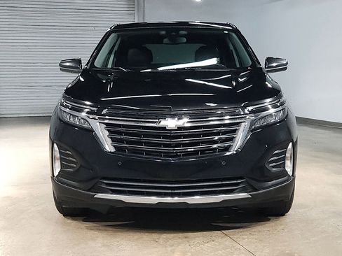 Used 2022 Chevrolet Equinox LT FWD image 2