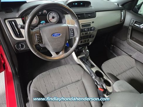 Used 2008 Ford Focus Coupe FWD image 16