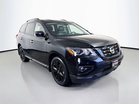Used 2018 Nissan Pathfinder SL w/ Midnight Edition Package image 2
