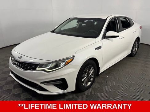 Used 2019 Kia Optima LX image 3