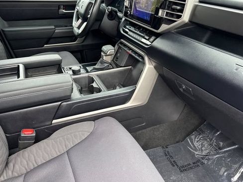 Used 2026 Toyota Tundra SR5 w/ SR5 Convenience Package AWD/4WD image 19