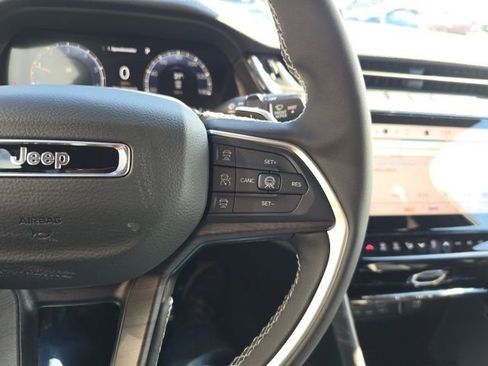 New 2026 Jeep Grand Cherokee Limited image 14