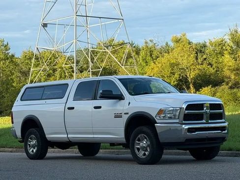 Used 2015 RAM 3500 SLT AWD/4WD image 2