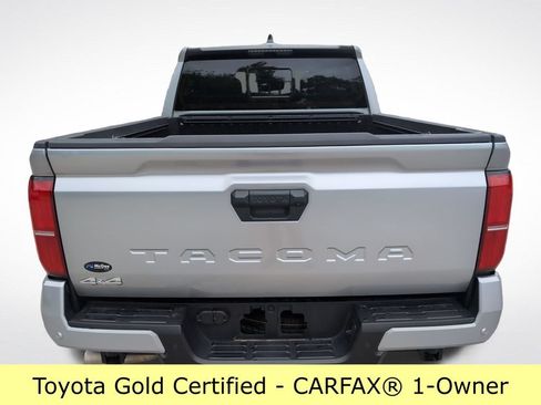 Certified 2024 Toyota Tacoma SR5 AWD/4WD image 5