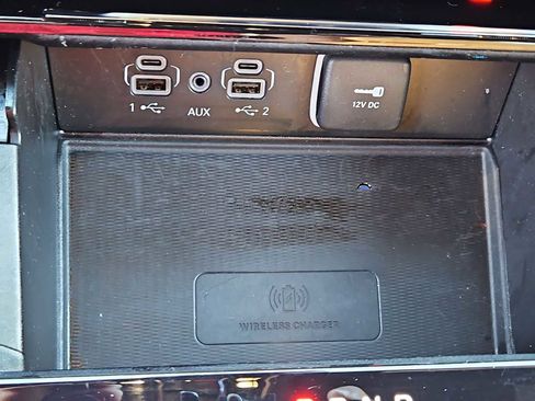 Used 2022 Jeep Grand Cherokee Summit w/ Luxury Tech Group V image 33