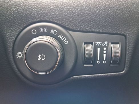 New 2026 Jeep Compass Limited image 26