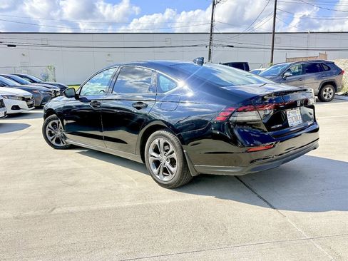 Used 2023 Honda Accord EX image 7