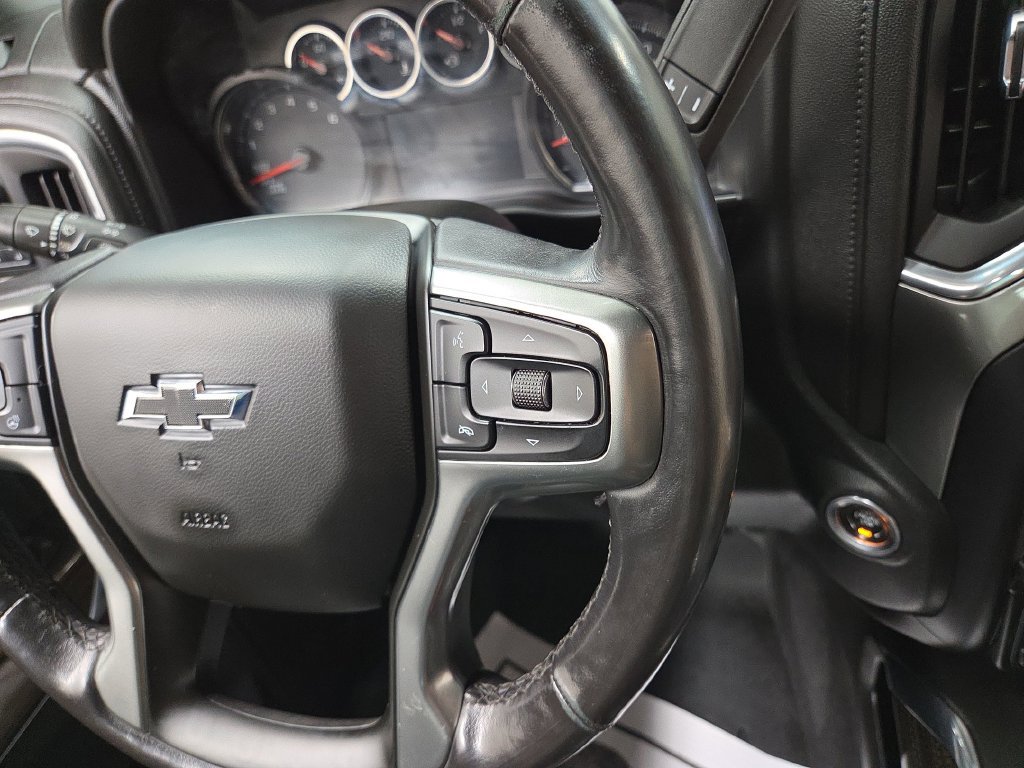 Used 2020 Chevrolet Silverado 1500 RST AWD/4WD image 19